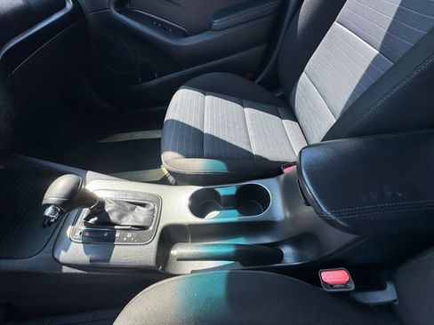Used 2016 Kia Forte EX FWD image 16