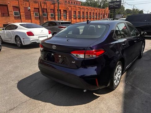 Used 2025 Toyota Corolla LE FWD image 6