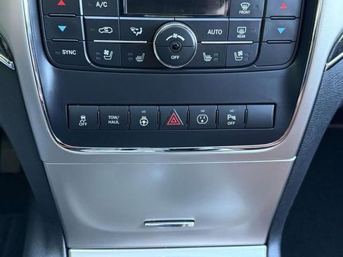 Used 2013 Jeep Grand Cherokee Overland Summit AWD/4WD image 19