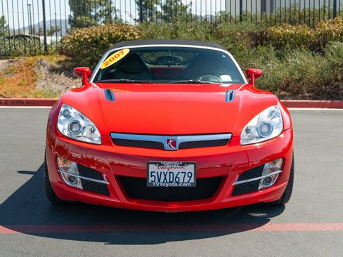 Used 2007 Saturn Sky w/ Premium Trim Pkg RWD image 2