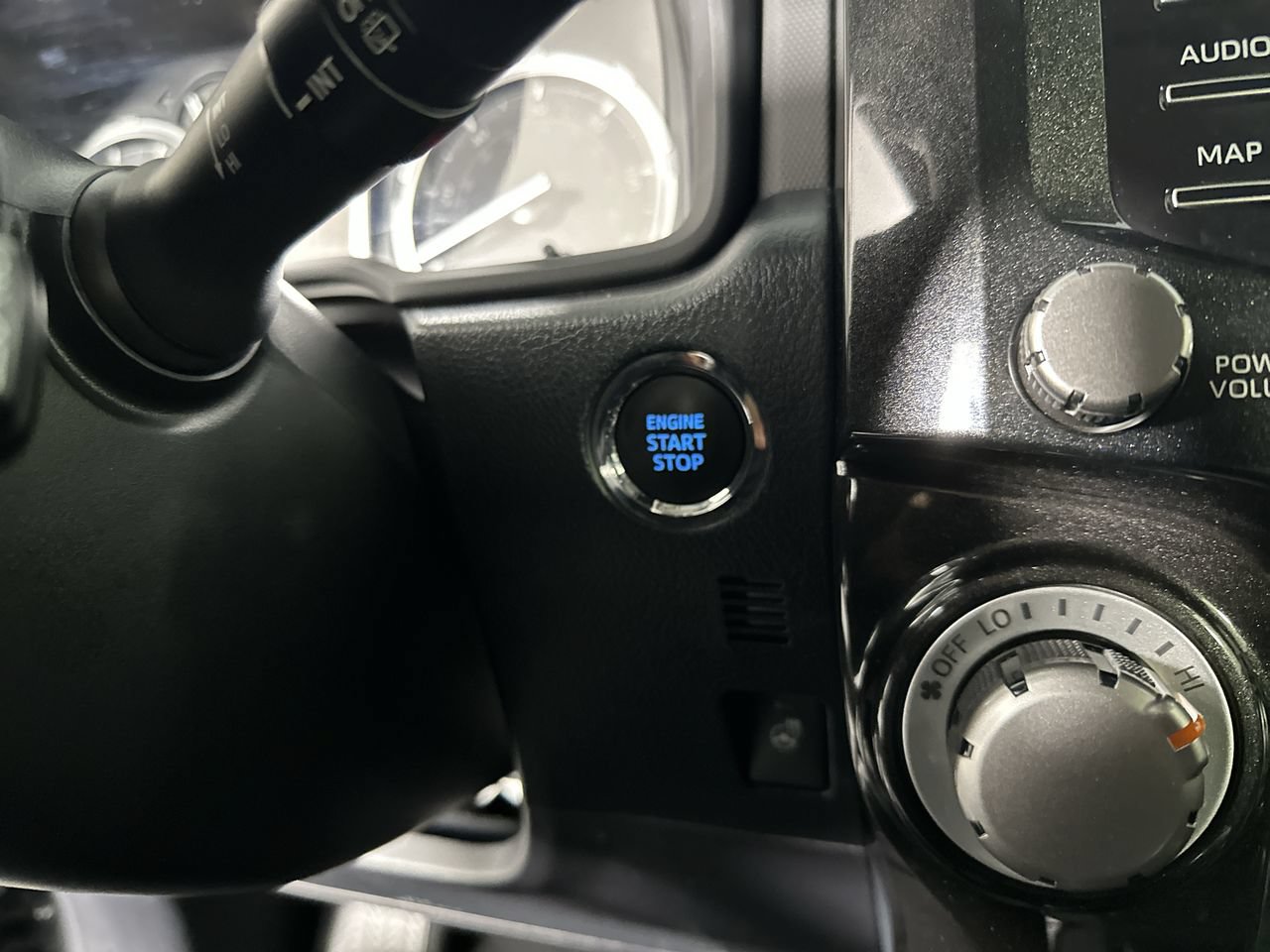 Used 2024 Toyota 4Runner TRD Off-Road Premium w/ Moonroof Package AWD/4WD image 8