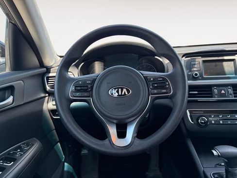 Used 2017 Kia Optima LX FWD image 12