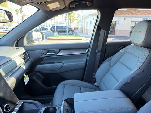 New 2026 GMC Terrain AT4 image 14