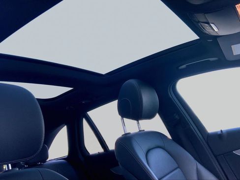 Certified 2022 Mercedes-Benz GLC 300 image 13
