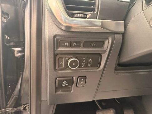 Used 2021 Ford F150 Lariat w/ Equipment Group 502A High AWD/4WD image 12