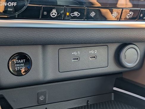 New 2026 Nissan Rogue Platinum AWD/4WD image 14