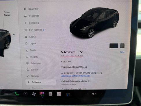 Used 2021 Tesla Model Y Performance AWD/4WD image 32