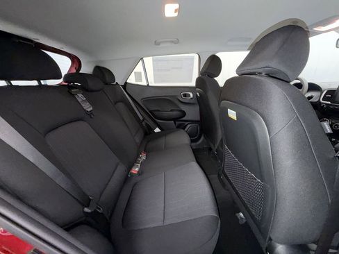 New 2026 Hyundai Venue SE image 6
