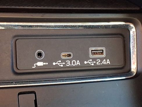 Certified 2023 Subaru Ascent Premium w/ Convenience Package image 26