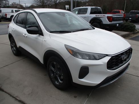 New 2026 Ford Escape ST-Line w/ Tech Pack #1 image 2