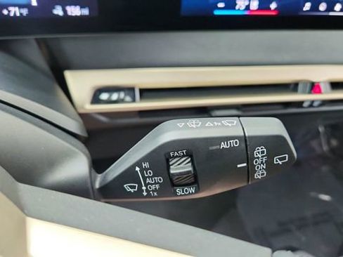 Used 2024 BMW iX xDrive50 w/ Premium Package image 43