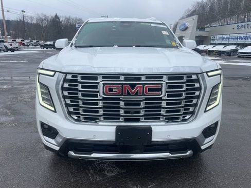Used 2025 GMC Yukon XL Denali image 11
