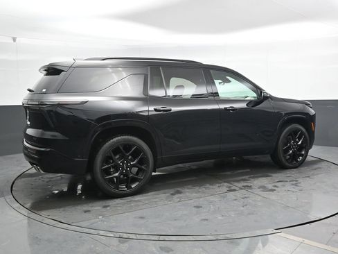 Used 2024 Chevrolet Traverse RS w/ LPO, Floor Liner Package image 3
