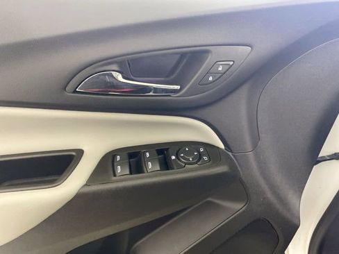 Used 2024 Chevrolet Equinox LS w/ LS Convenience Package AWD/4WD image 26