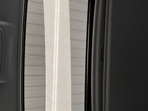 Used 2016 Toyota RAV4 Limited image 27