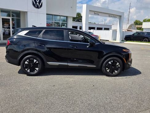 Used 2026 Kia Sportage LX FWD image 15