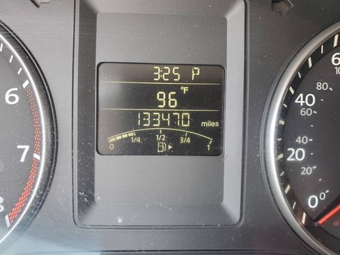 Used 2012 Volkswagen Jetta SE FWD image 11