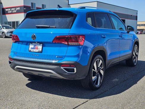 Certified 2024 Volkswagen Taos SEL AWD/4WD image 3