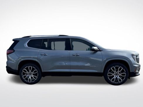 New 2026 GMC Acadia Denali Ultimate w/ LPO, Floor Liner Package AWD/4WD image 8