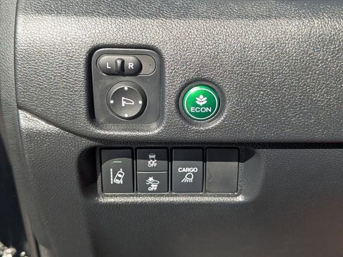 Used 2025 Honda Ridgeline RTL image 25