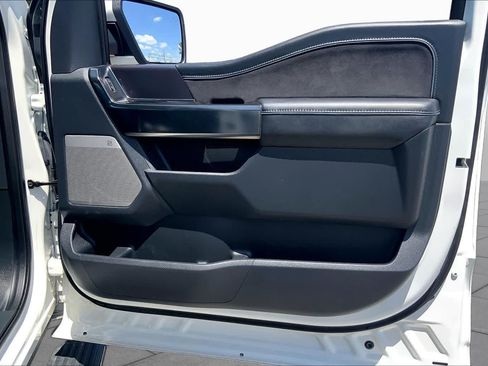 Used 2024 Ford F150 Platinum AWD/4WD image 23