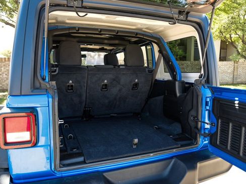 Used 2022 Jeep Wrangler Unlimited Sport image 61