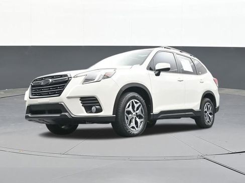 Used 2022 Subaru Forester Premium AWD/4WD image 61