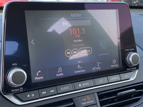 Certified 2025 Nissan Altima 2.5 S image 21