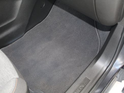 Used 2022 Chevrolet Equinox LT FWD image 15
