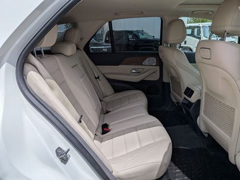 Used 2020 Mercedes-Benz GLE 350 4MATIC image 26