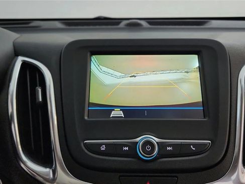 Used 2019 Chevrolet Equinox LT w/ Driver Convenience Package image 41