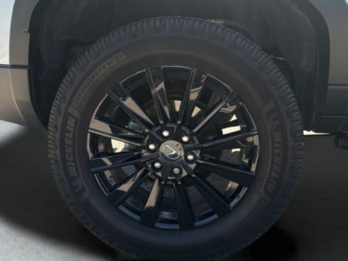 Used 2024 Lexus GX 550 AWD/4WD image 78
