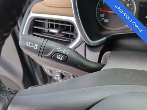 Used 2024 Chevrolet Equinox Premier image 32