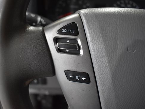 Used 2017 Nissan NV 2500 SV RWD image 10