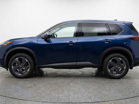 Used 2025 Nissan Rogue SV FWD image 5