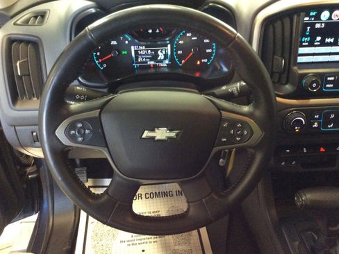 Used 2018 Chevrolet Colorado Z71 w/ Centennial Edition image 17