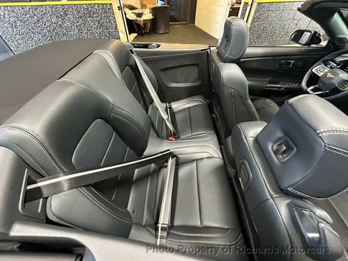 Used 2025 Ford Mustang GT Premium RWD image 21
