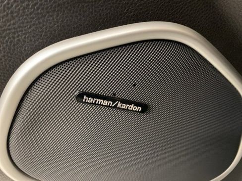 Used 2020 Jeep Grand Cherokee SRT image 33