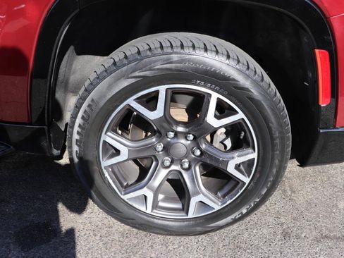 Used 2024 Jeep Wagoneer Series III AWD/4WD image 71