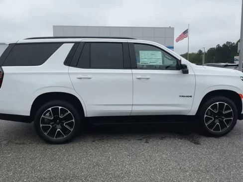 Used 2024 Chevrolet Tahoe RST w/ Luxury Package image 9