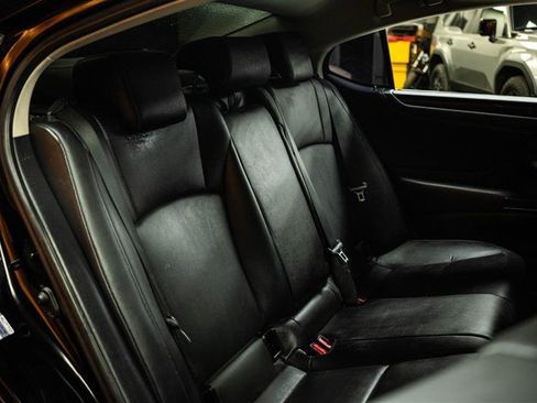 Used 2023 Lexus ES 350 w/ Premium Package FWD image 10
