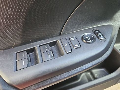 Used 2020 Honda Civic LX image 17