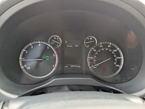 Used 2022 Lexus GX 460 Premium image 17