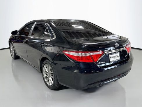 Used 2015 Toyota Camry SE image 9