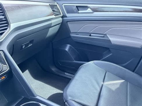 Used 2022 Volkswagen Atlas SE w/ Panoramic Sunroof Package image 33