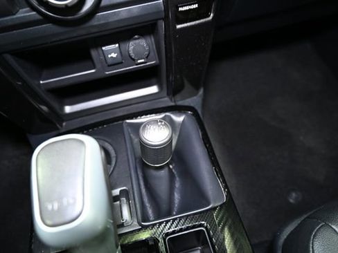 Used 2021 Toyota 4Runner TRD Off-Road Premium image 30