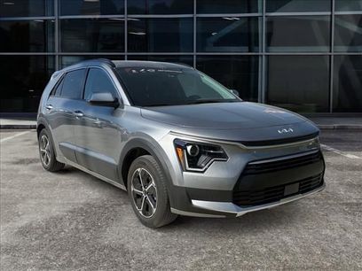 Used 2023 Kia Niro EX