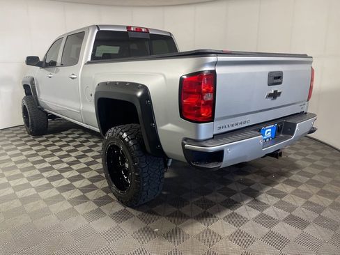 Used 2017 Chevrolet Silverado 1500 LT w/ LPO, Black Pack AWD/4WD image 6