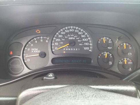 Used 2007 GMC Sierra 2500 W/T RWD image 32