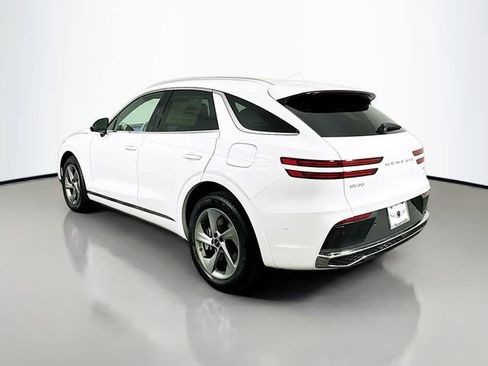 Certified 2026 Genesis GV70 2.5T Advanced AWD/4WD image 7